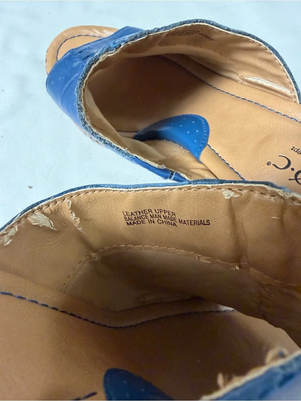 b.o.c. Born Concept 4” Wedge Slip On Sandals W/Flowers On Heel Size 9M